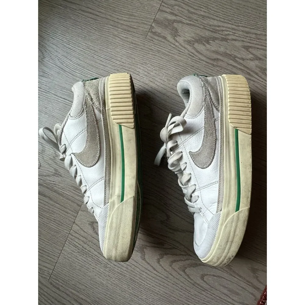 Nike Low Rise White Sneakers Women's Sz 8